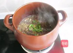 Illustration of how to make pig blood casserole 13