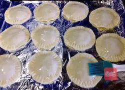 Illustration of how to make dumpling skin pies 12