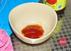 Illustration of how to make shrimps in abalone sauce 3