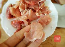 Illustration of how to make fried pork with pepper 1