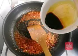 Illustration of how to make sweet and sour pork ribs 10