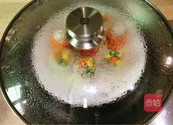 Illustration of how to make two-color radish cup 11