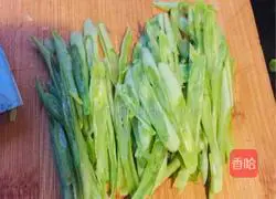 Illustration of how to make gluten-free beans and shredded pork 7