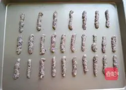 Illustration of homemade shrimp crackers 11