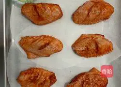 Oven Orleans Honey Chicken Wings Recipe Illustration 2