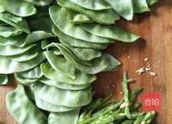 Illustration of how to make fried shredded lentils with meat 1