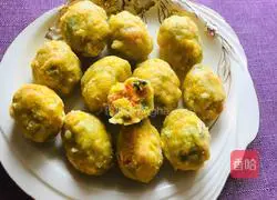 Illustration of how to make cornmeal dumplings 5