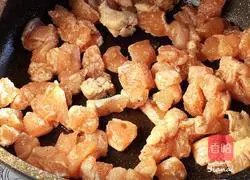 Illustration of how to make fruit and vegetable chicken breast salad 7