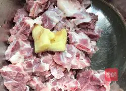 Healthy Pork Ribs Soup Recipe Illustration 2