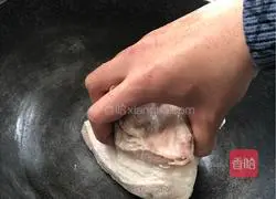 Illustration of home-cooked braised pork 3