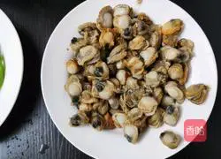 Illustration of how to make spicy scallop meat 2