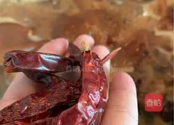 Homemade Illustration of how to make soy pig trotters 10