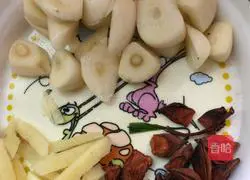 Potato and pork belly stew Illustration of how to make white kidney beans 2