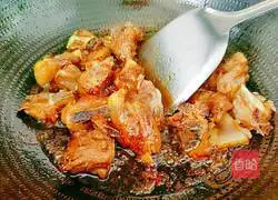 Illustration of how to make sweet and sour pork ribs 11