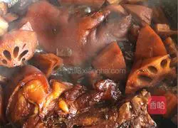 Lotus root and pig's feet recipe 14