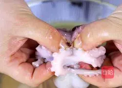 Illustration of Korean Spicy Stir-fried Octopus 1