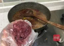 Illustration of how to make boiled beef 3