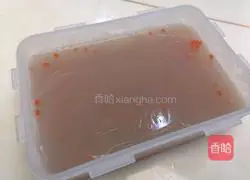 Illustration of how to make frozen pig skin 10