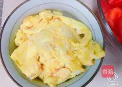 Illustration of how to add this to tomato scrambled eggs in a five-star hotel 2