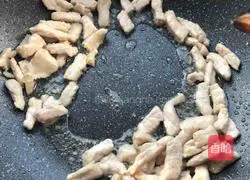 Illustration of how to make zucchini and stir-fry meat 5