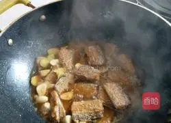 Illustration of braised hairtail fish 4