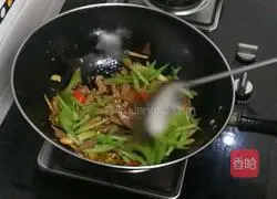 Illustration of how to make pork liver with pickled pepper 6