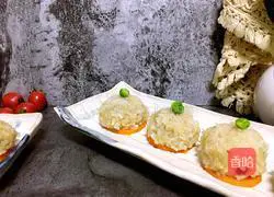 Illustration of how to make krill and pork glutinous rice balls 7