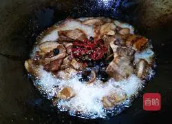 Illustration 9 of how to make twice-cooked pork with double peppers 