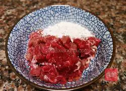 Illustration of how to make fried beef with king oyster mushroom 4