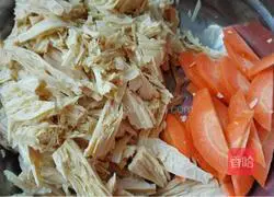 Illustration of how to make stir-fried yuba 1