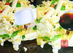 Illustration of how to make fried bean curd with eggs 11