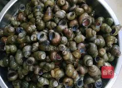 Illustration of how to make spicy snails 2