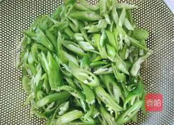 Illustration of how to make fried pork with pepper 5