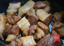 Pumpkin Roast Pork (Soybean Sauce Version) Illustration of how to do it 3