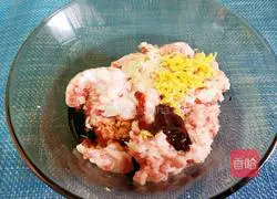 Illustration of how to make potato meatloaf and steamed eggs 4