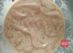 Illustration of how to make fried chicken tenders 2