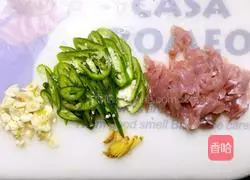 Illustration of how to make fried pork with pepper 2