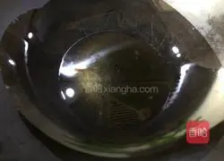 Illustration of how to make steamed scallops with garlic vermicelli 6