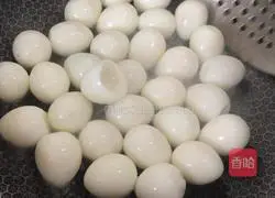 Illustration of how to make tiger skin quail eggs 5