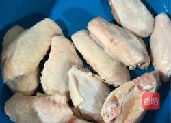 Illustration of how to make family Coke chicken wings 1