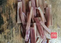 Illustration of how to make fried squid with green pepper 2