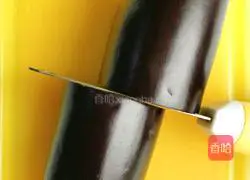 Instructional illustration of steamed eggplant with meat filling 8