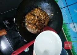 Illustration of the lazy version of braised chicken legs 4