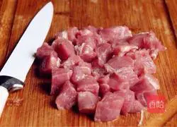 Pineapple Sweet and Sour Pork Recipe Illustration 2