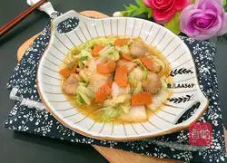 Illustration of how to cook cabbage and carrots 6