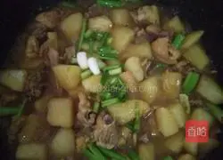 Illustration of how to cook potato braised chicken 14