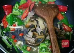 Illustration of how to make stir-fried eel 5