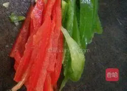 Illustration of how to make fried shredded potatoes 2