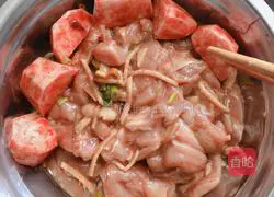 Rose bean curd and taro chicken recipe 9
