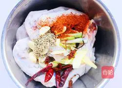 Illustration of how to make duck wings in rice cooker 3